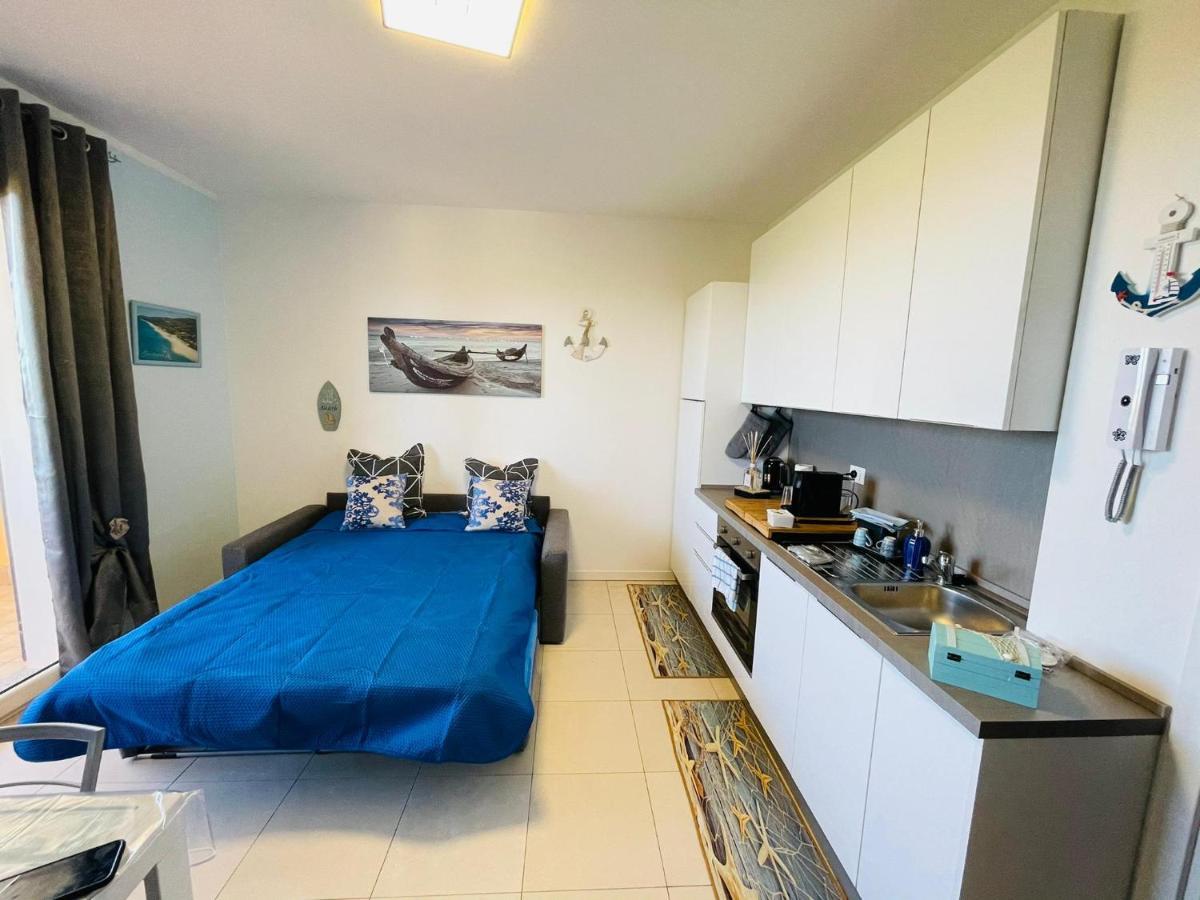Residence Baia Delle Mimose Badesi Εξωτερικό φωτογραφία
