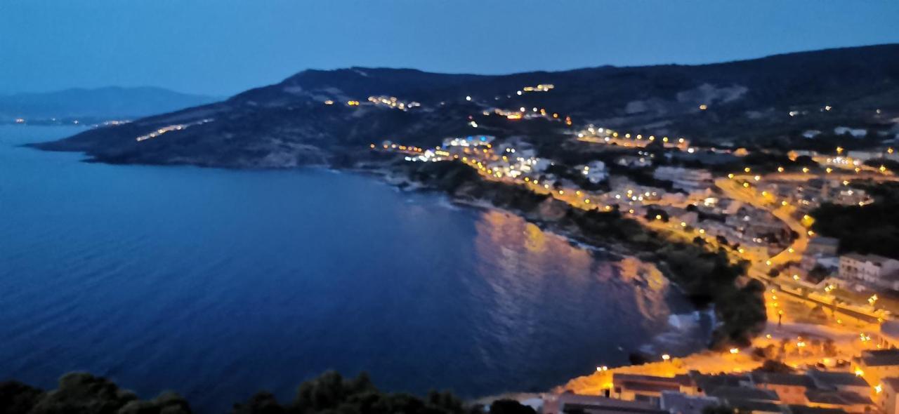 Residence Baia Delle Mimose Badesi Εξωτερικό φωτογραφία