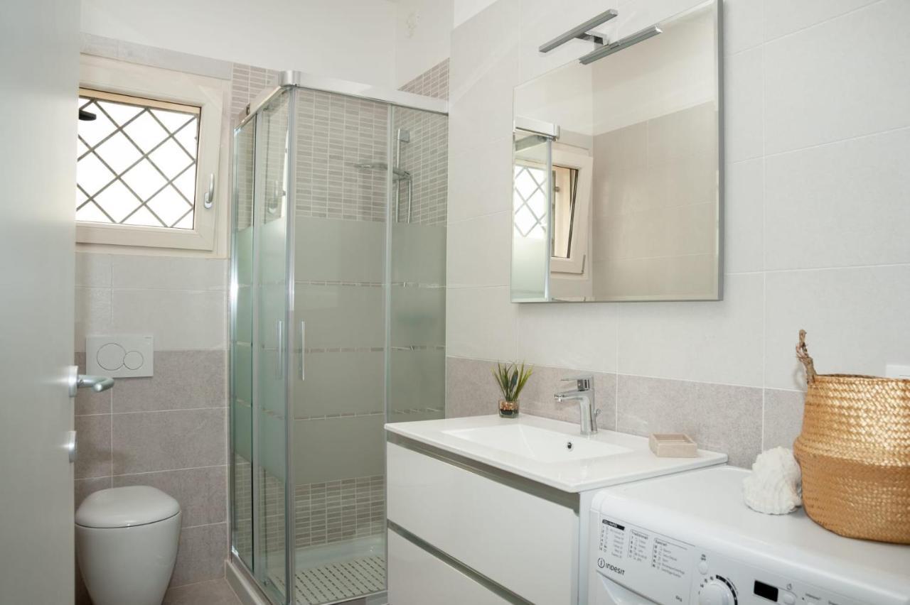 Residence Baia Delle Mimose Badesi Εξωτερικό φωτογραφία